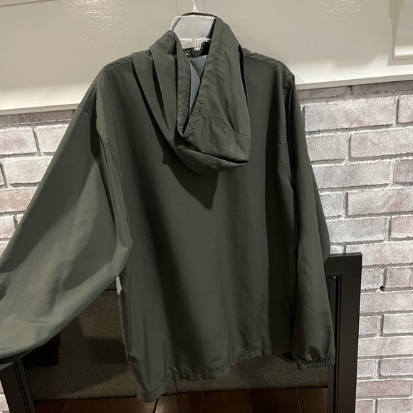 Under Armor Zip Up Windbreaker - Picture 2 of 2